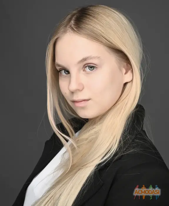 Лена  Зубкова фото №1924580. Загружено 12 Апреля 2025