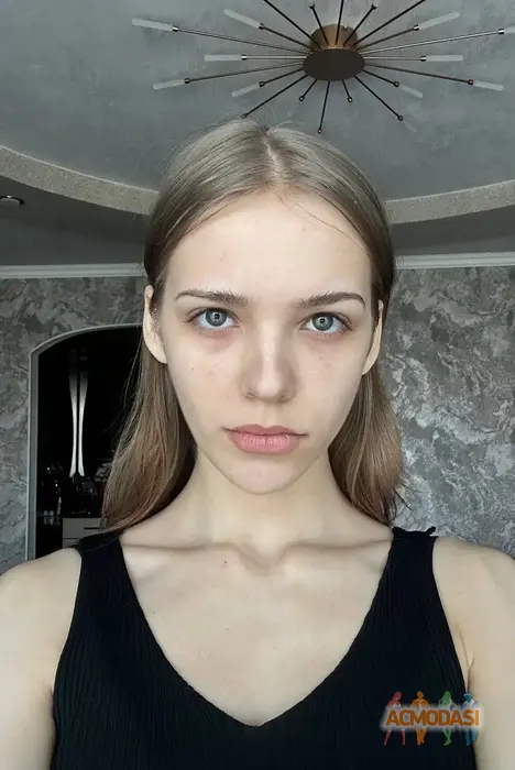 Лера  Михайлова фото №1934341. Загружено 17 Августа 2025