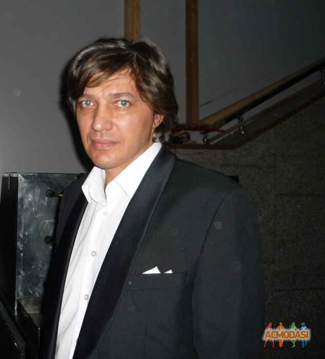 Эрнест Георгиевич Саркисян фото №531490. Загружено 12 Ноября 2013