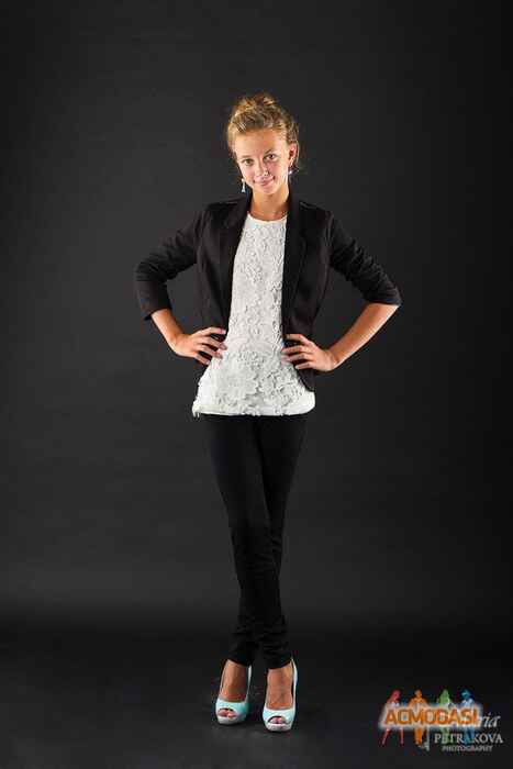 Ангелина Александровна Захарова фото №836846. Загружено 20 Марта 2015