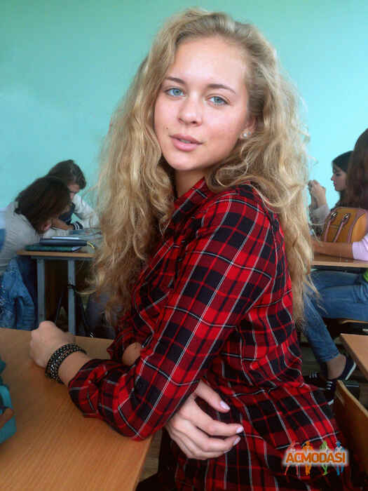 Полина Михайловна Поцелуева фото №534179. Загружено 16 Ноября 2013