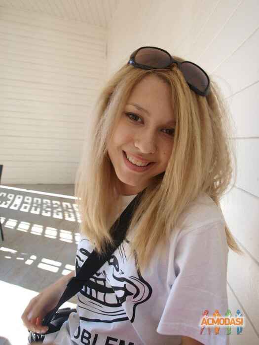 Карина Евгеньевна Герасименко фото №254953. Загружено 15 Сентября 2012