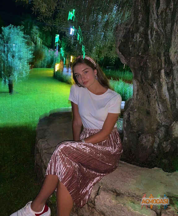 Алина Владимировна Пермякова фото №1644082. Загружено 05 Октября 2020