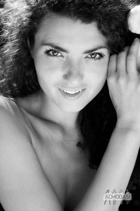 Mia  Sanches фото №119551. Загружено 14 Декабря 2011