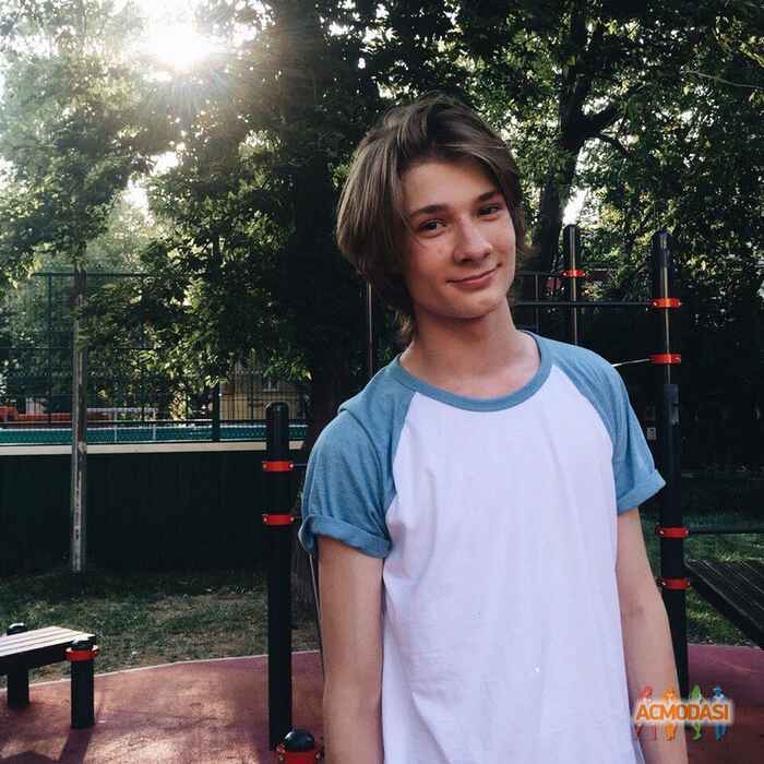 Денис Константинович Васильев фото №905556. Загружено 14 Августа 2015