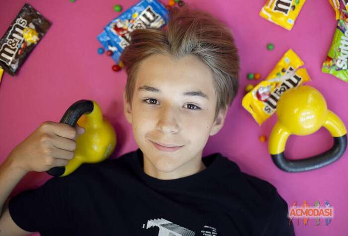 Артур  Злуницын фото №1826001. Загружено 29 Октября 2022