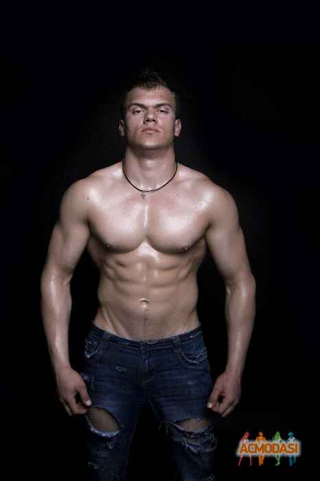 Андрей  Сухин фото №668368. Загружено 11 Июня 2014