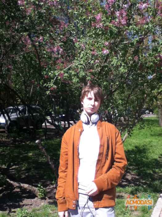 Михаил  (mi}{@- фото №193948. Загружено 05 Мая 2012