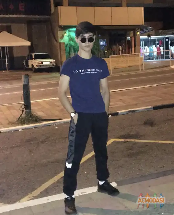 Артур  Шхагошев фото №1938915. Загружено 17 Октября 2025