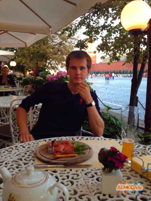 Dmitriy Sergeevich Tarasov фото №948939. Загружено 03 Ноября 2015