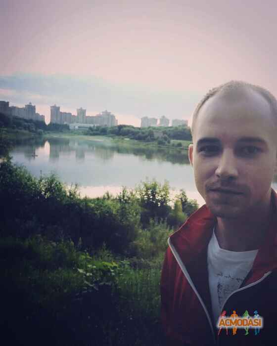 Артём   фото №1489241. Загружено 22 Июля 2019