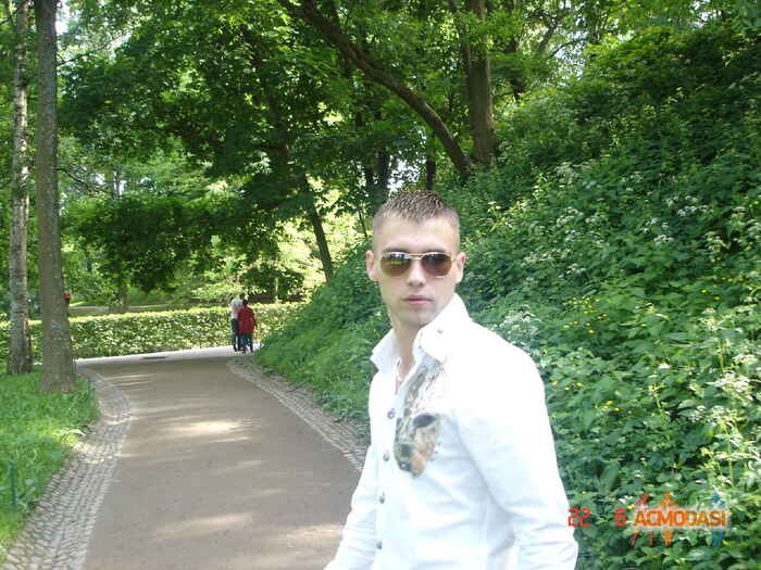 Максим Викторович Конев фото №135344. Загружено 22 Января 2012