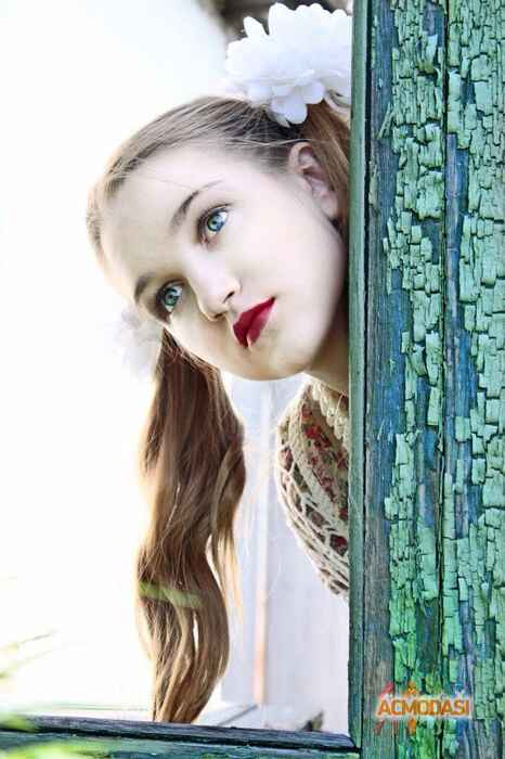 Катя  Маяковская фото №645953. Загружено 02 Мая 2014