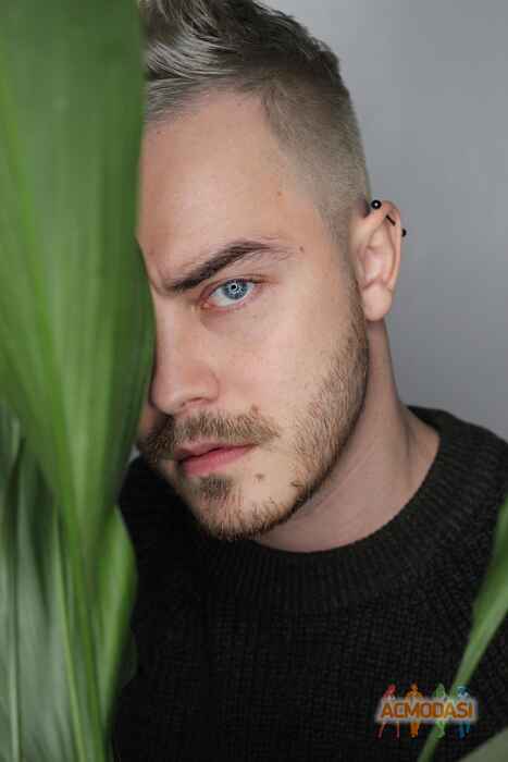 Тимур   фото №1657460. Загружено 17 Ноября 2020