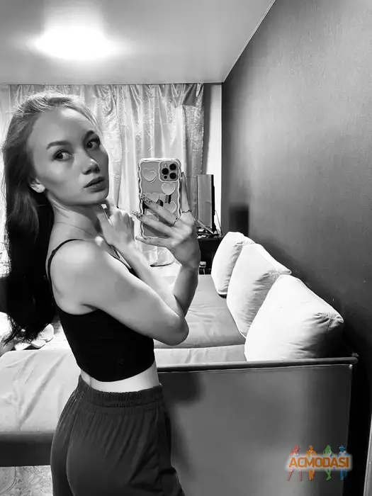 Полина  Бабушкина фото №1939656. Загружено 27 Октября 2025