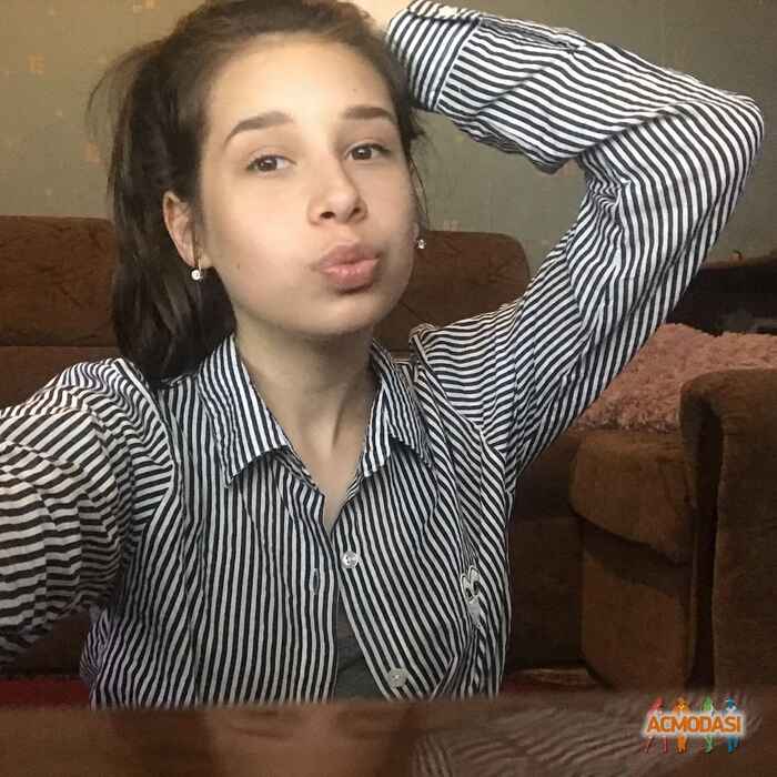 Сабина Руслановна Шахпандарова фото №1370305. Загружено 12 Сентября 2018