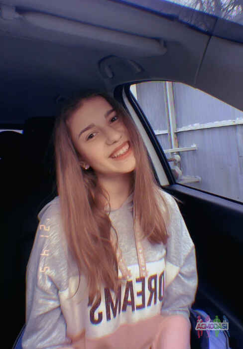 Виолетта  Азарная фото №1698648. Загружено 10 Апреля 2021