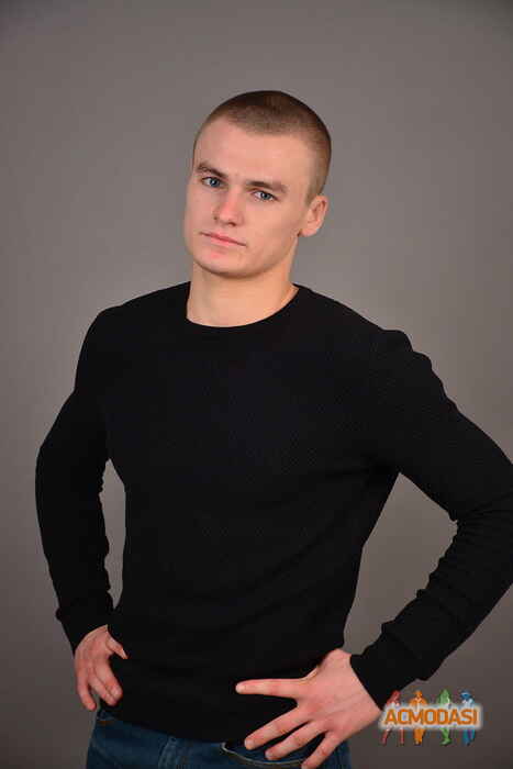 Максим   фото №1387880. Загружено 27 Октября 2018