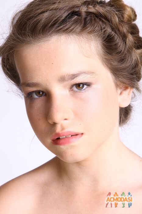 Пелагея  Юрьевна фото №489360. Загружено 11 Сентября 2013