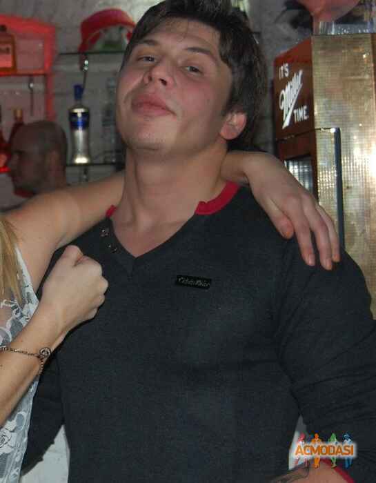 Владислав Вадимович Пономаренко фото №325461. Загружено 13 Января 2013