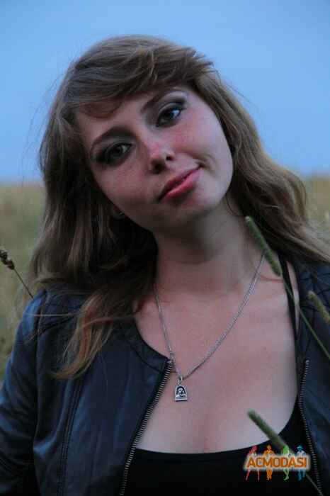 Юлия Александровна Данилина фото №251351. Загружено 09 Сентября 2012