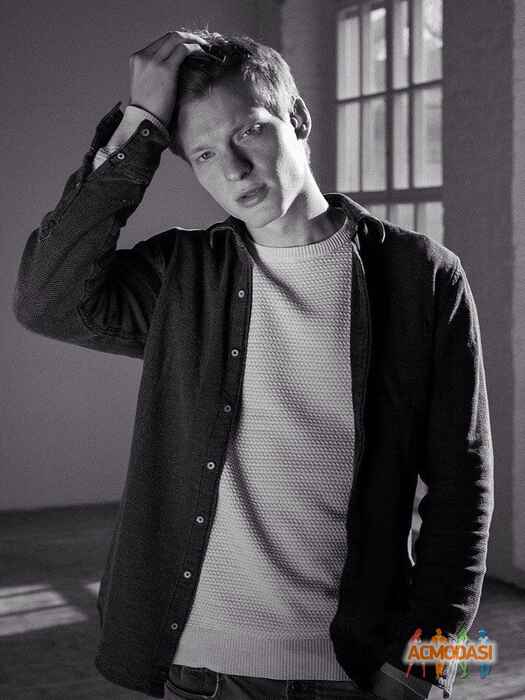 Денис Александрович Давыдов фото №1173353. Загружено 26 Апреля 2017