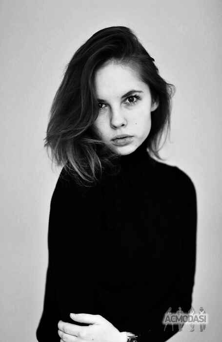 Дарья Вячеславовна Остроухова фото №1492054. Загружено 28 Июля 2019