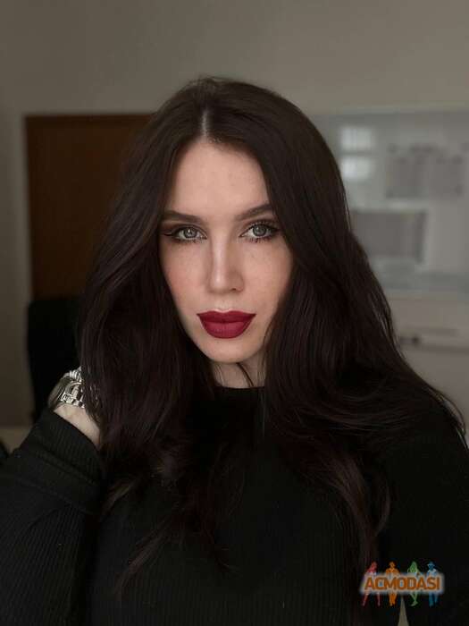 Арина  монова фото №1834814. Загружено 26 Декабря 2022