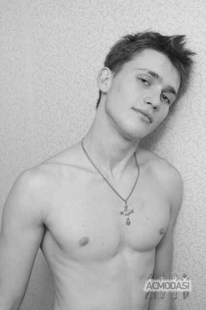 Челленюк Василий Юрьевич фото №601775. Загружено 21 Февраля 2014