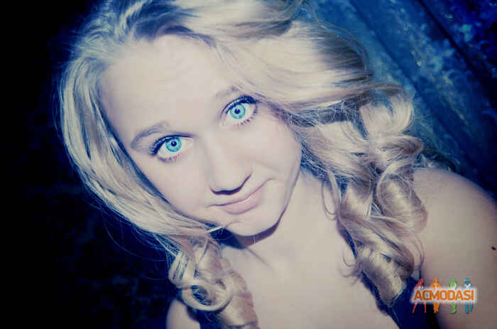 Лена  Пахомова фото №319364. Загружено 04 Января 2013