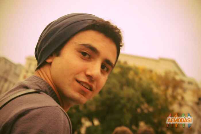 Левон  Воскерчян фото №834052. Загружено 13 Марта 2015