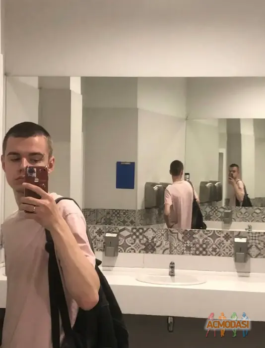 Артур  Фомин фото №1931668. Загружено 17 Июля 2025