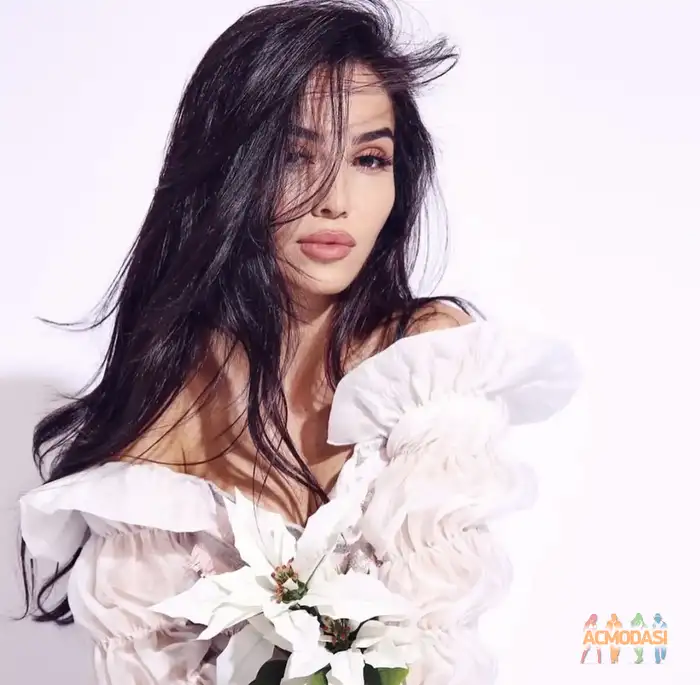 Dianna   фото №1947184. Загружено 12 Февраля 2026