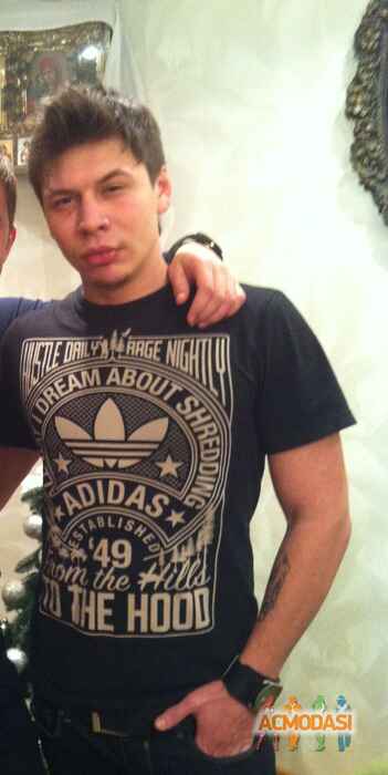 Владислав Вадимович Пономаренко фото №325462. Загружено 13 Января 2013