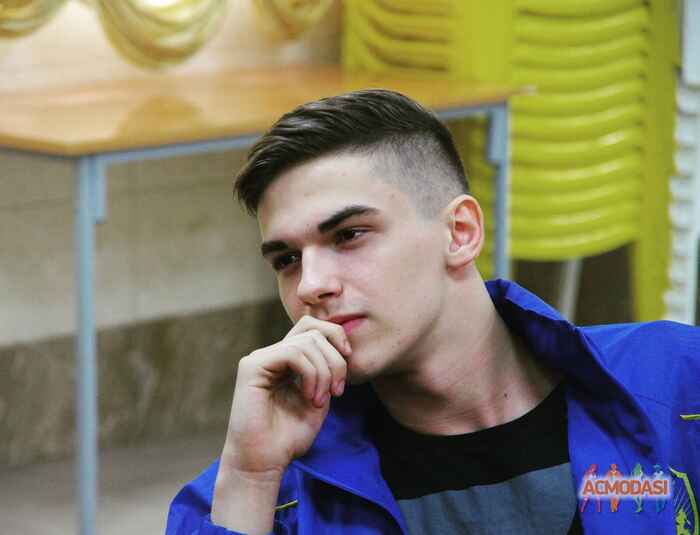 Ярослав   фото №1600225. Загружено 17 Мая 2020