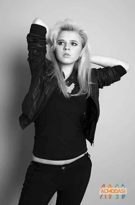 Женя Валерьевна Никитина фото №216617. Загружено 26 Июня 2012