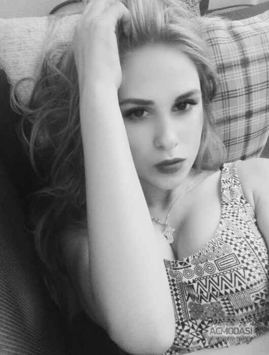 Юлия Максимовна Новичкова фото №1120772. Загружено 06 Декабря 2016