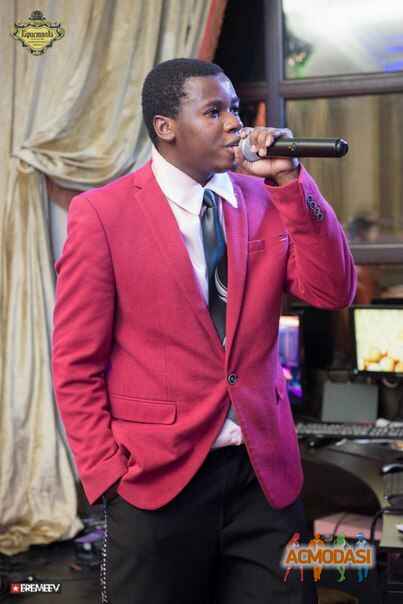 Джуниор Муанда Ндембе фото №812574. Загружено 01 Февраля 2015