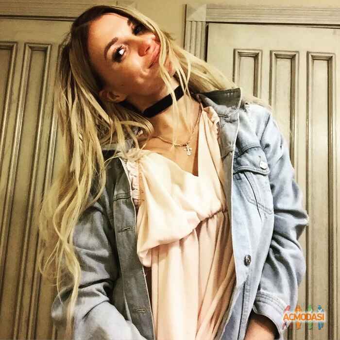 Полина Иванова Петрова фото №1360042. Загружено 18 Августа 2018