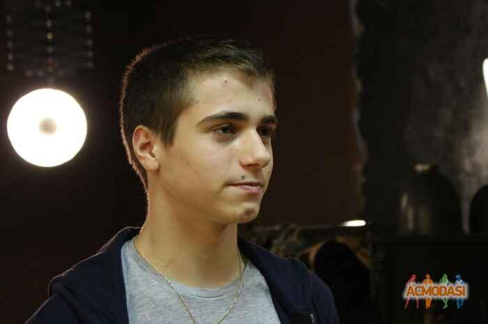 Роман  Владимирович фото №676740. Загружено 23 Июня 2014