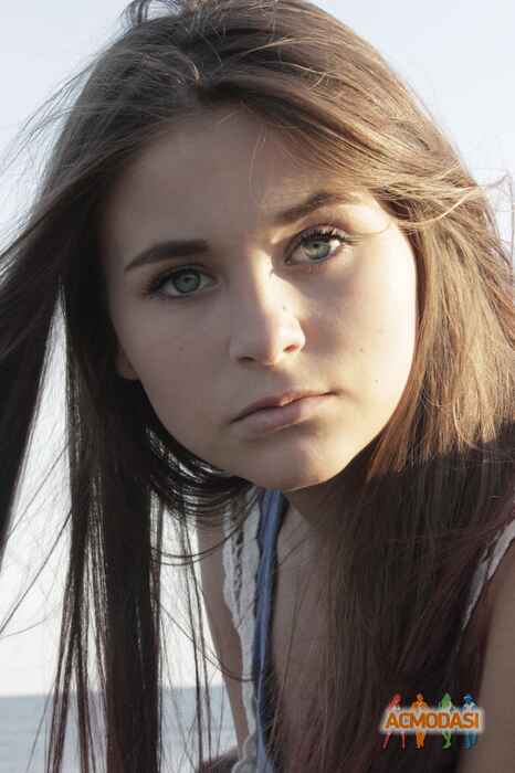 Liza  Yaroshenko фото №247553. Загружено 01 Сентября 2012