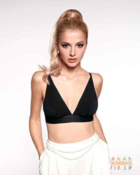 Ангелина   фото №1643368. Загружено 02 Октября 2020