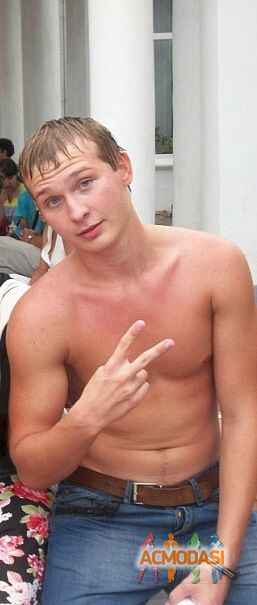 Максим Игоревич Захарченко фото №638459. Загружено 18 Апреля 2014