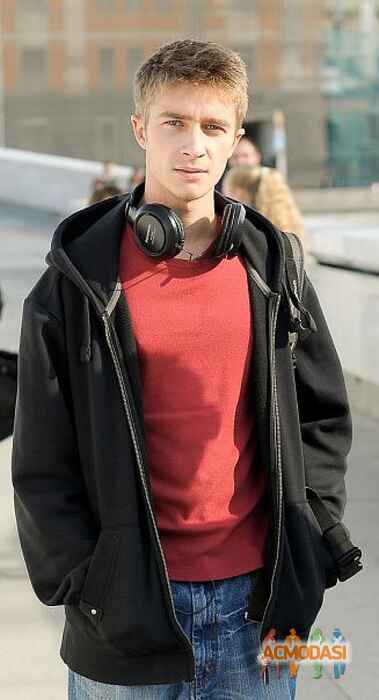 Станислав Леонидович Деревянко фото №183156. Загружено 11 Апреля 2012