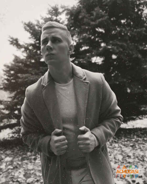 Роман Алексеевич Ермаков фото №1519935. Загружено 03 Октября 2019