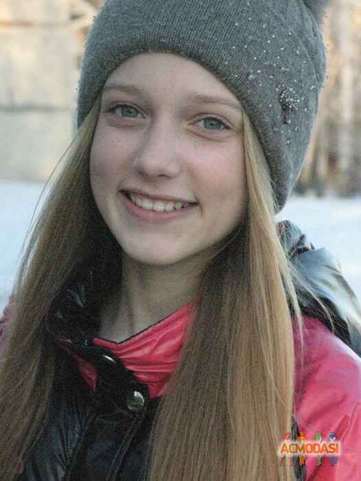 Эвелина   фото №675708. Загружено 22 Июня 2014