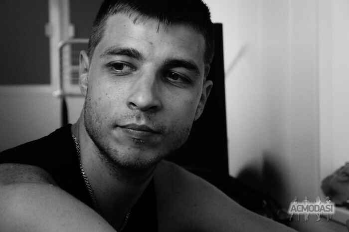 Юрий Валерьевич Моисеев фото №821115. Загружено 12 Февраля 2015