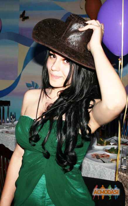 Маша Эдуардовна Бейлиз фото №519324. Загружено 27 Октября 2013