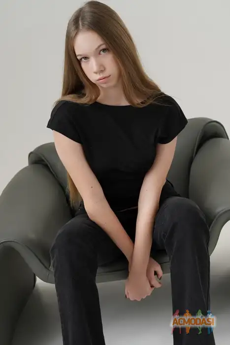 Злата  Трофимова фото №1945500. Загружено 15 Января 2026