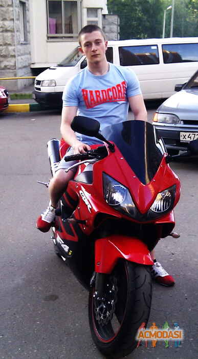 Женя  Парфенюк фото №201859. Загружено 22 Мая 2012